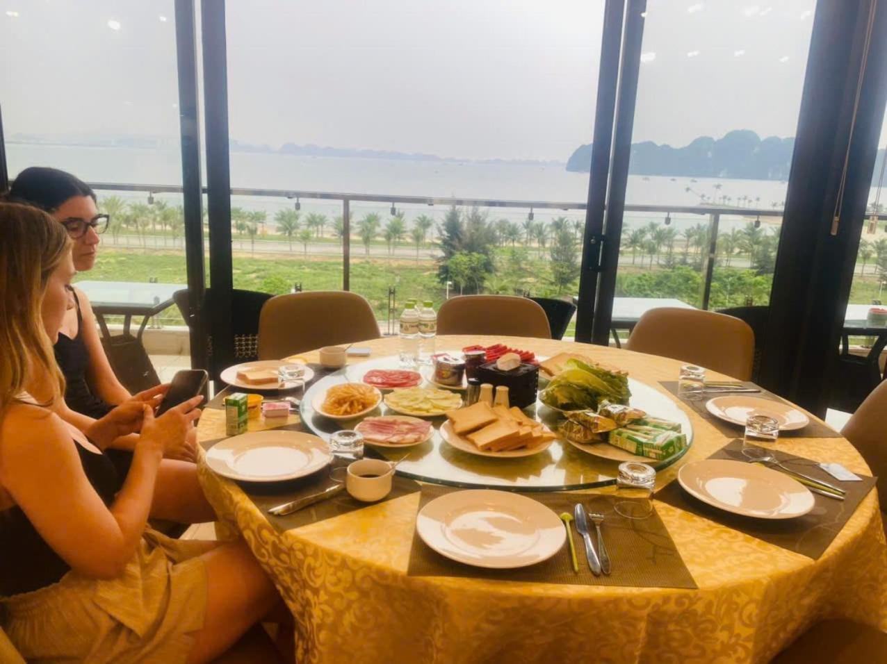 Hạ Long Land Hotel Ngoại thất bức ảnh