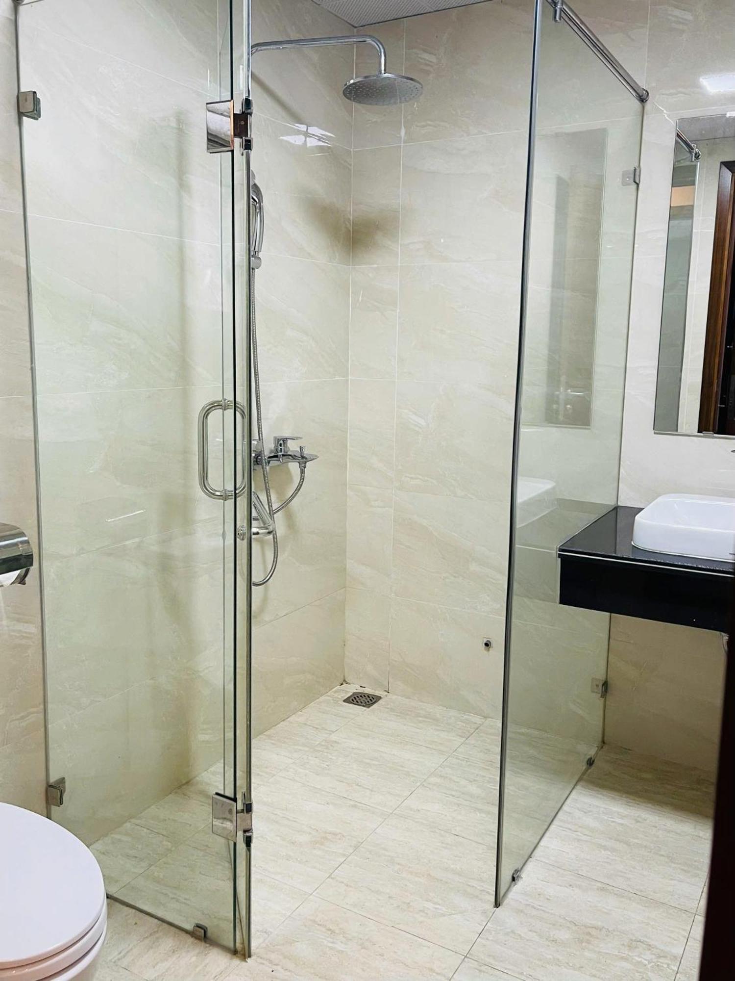 Hạ Long Land Hotel Ngoại thất bức ảnh